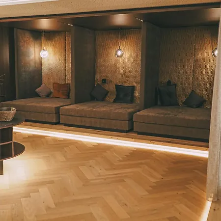 Grandhotel Business-wellness & Gourmet 호텔 리엔츠