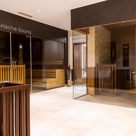 Grandhotel Business-wellness & Gourmet Otel