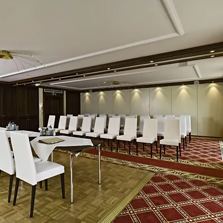 Grandhotel Business-wellness & Gourmet Lienz