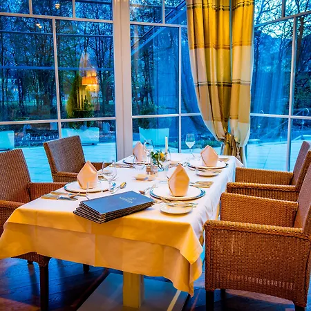 호텔 Grandhotel Business-wellness & Gourmet 5*