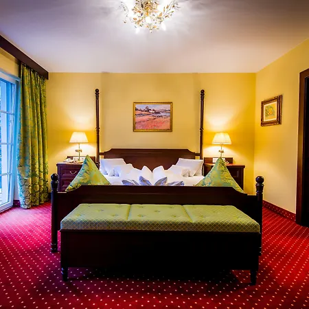 Grandhotel Business-wellness & Gourmet 호텔 5*