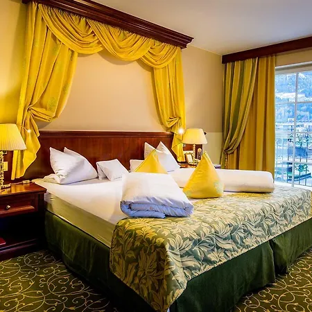 Grandhotel Business-wellness & Gourmet 5* Lienz