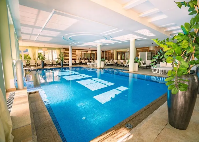 Grandhotel Business-wellness & Gourmet Hotel