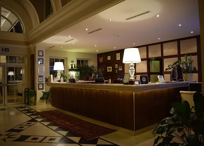 Grandhotel Business-wellness & Gourmet Hotel 5*