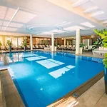 Grandhotel Business-wellness & Gourmet Hotel