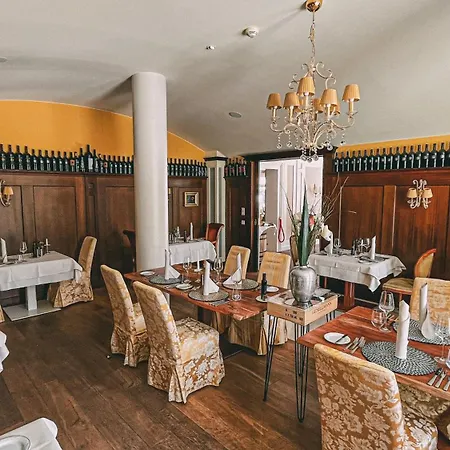 Grandhotel Business-wellness & Gourmet Ξενοδοχείο 5*