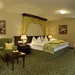 Grandhotel Hotel 5*