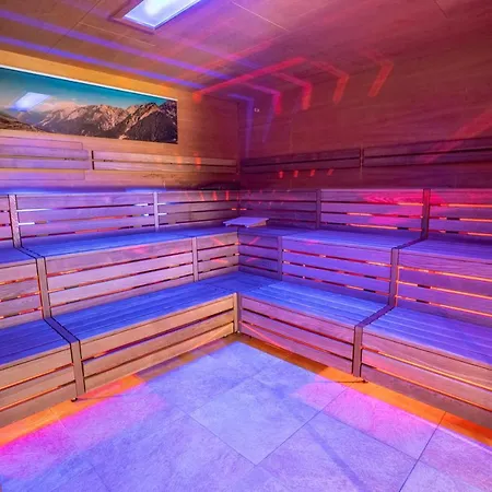 Grandhotel Business-wellness & Gourmet Hotel Lienz