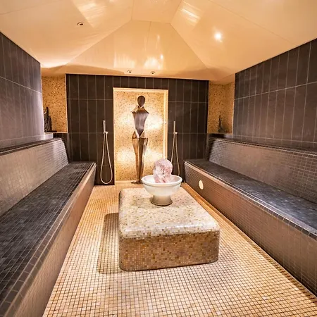 Hotel Grandhotel Business-wellness & Gourmet