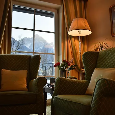 Grandhotel Business-wellness & Gourmet Hotel