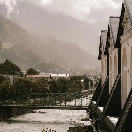 Grandhotel Business-wellness & Gourmet Hotel Lienz