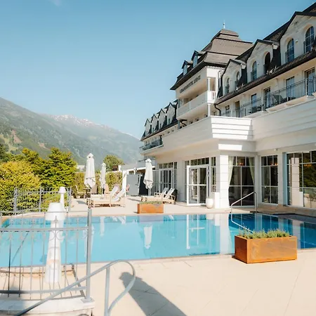 Grandhotel Business-wellness & Gourmet Hotel