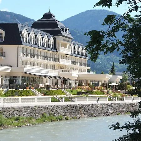 Grandhotel Business-wellness & Gourmet Lienz