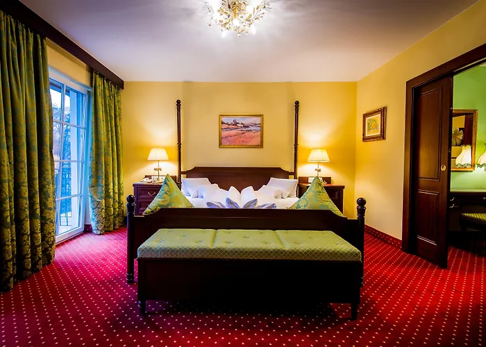 Grandhotel Business-wellness & Gourmet Hotel 5*